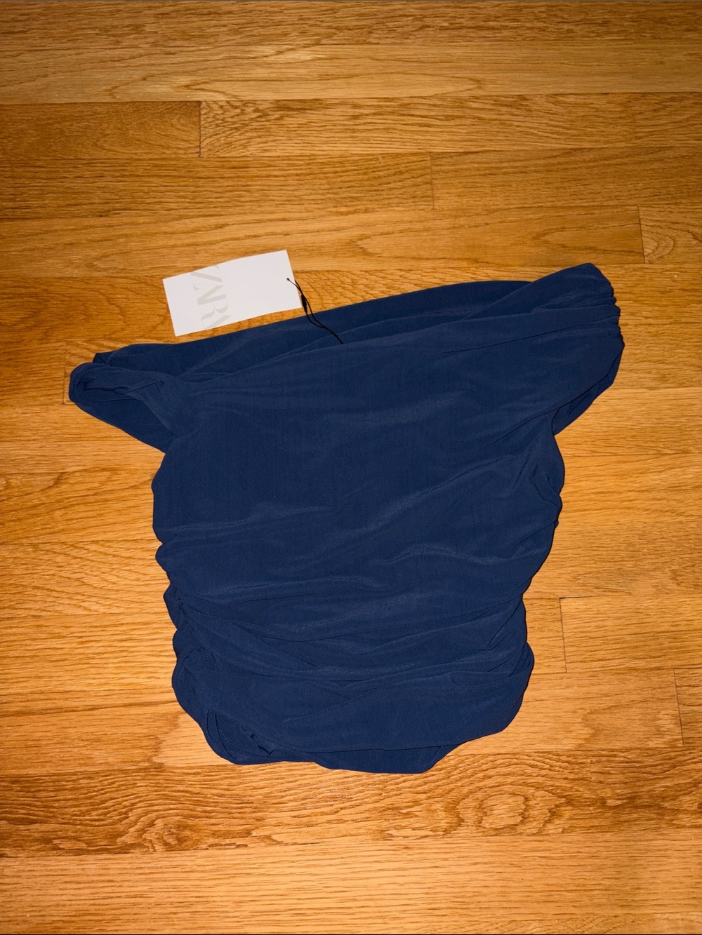 Zara Asymmetrical Ruched Top - Picture 3 of 5